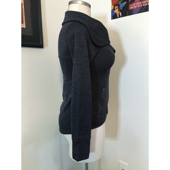 “Champion” Duo Dry Lightweight Jacket - Picture 3 of 5